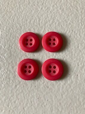 Lot 4 Red Plastic Buttons 4 Hole Design 11/16” Diameter